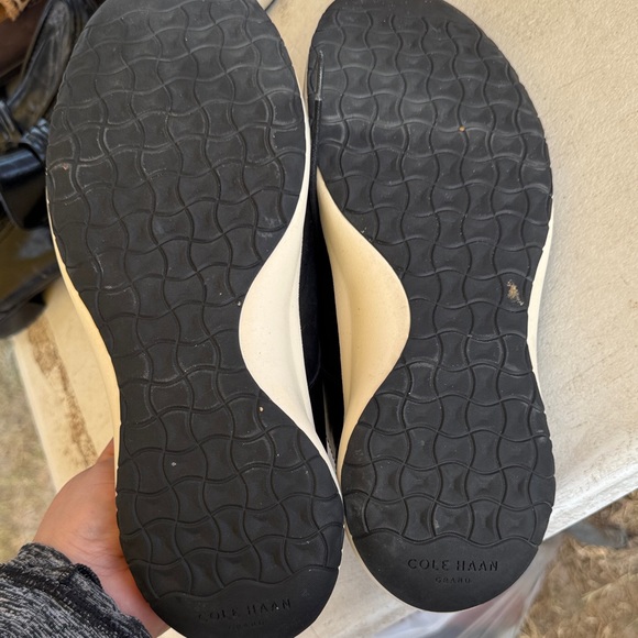 Cole Haan Men's Black Leather Oxfords - Picture 4 of 4